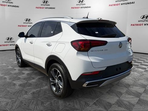 Used 2022 Buick Encore GX Essence w/ Advanced Technology Package FWD image 5