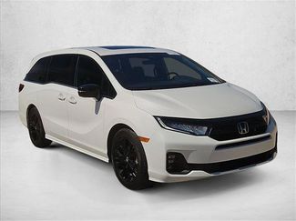 Used 2025 Honda Odyssey Sport-L video 3