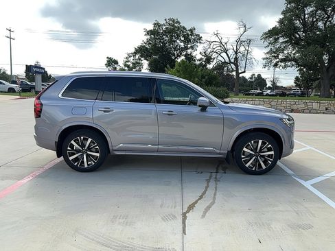 Used 2026 Volvo XC90 B5 Core w/ Protection Package Premier AWD/4WD image 7