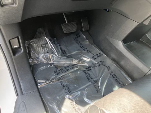 Certified 2025 Honda Odyssey EX-L image 18