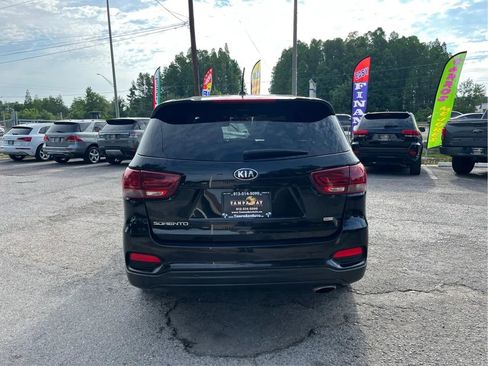 Used 2019 Kia Sorento L FWD image 6