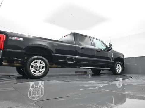 Used 2025 Ford F250 XLT AWD/4WD image 23