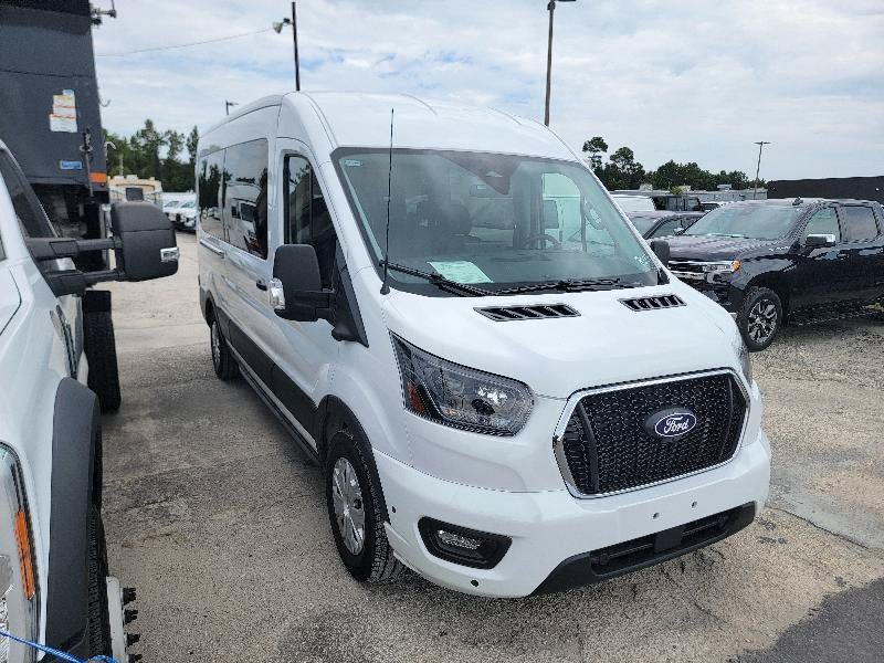 Used 2026 Ford Transit 350 XLT RWD image 2