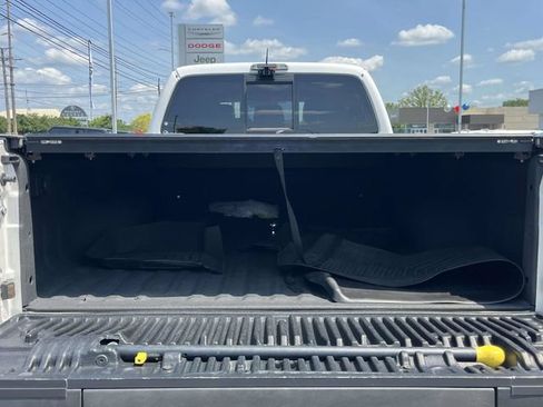 Used 2015 Ford F350 Lariat w/ Lariat Ultimate Package AWD/4WD image 22