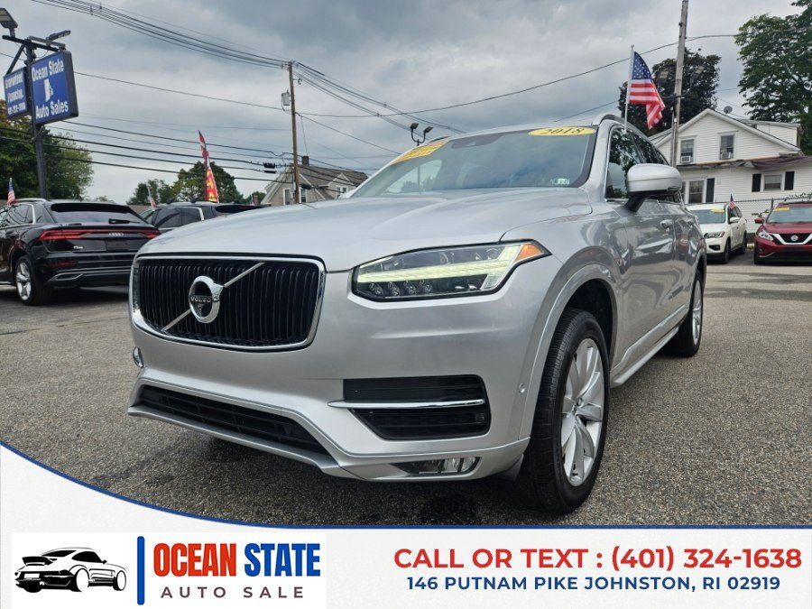 Used 2018 Volvo XC90 T5 Momentum w/ Convenience Package AWD/4WD image 1