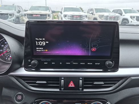 Used 2023 Kia Forte GT-Line w/ GT-Line Premium Package FWD image 24