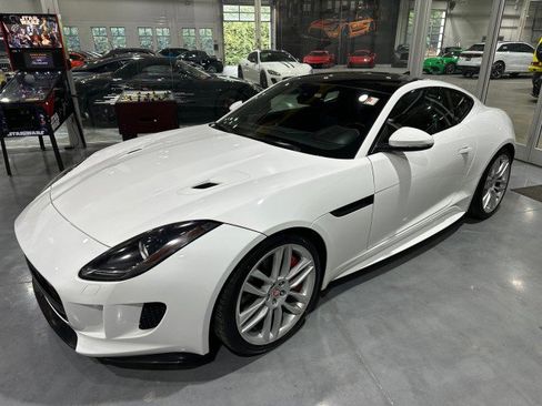 Used 2016 Jaguar F-TYPE R AWD/4WD image 9