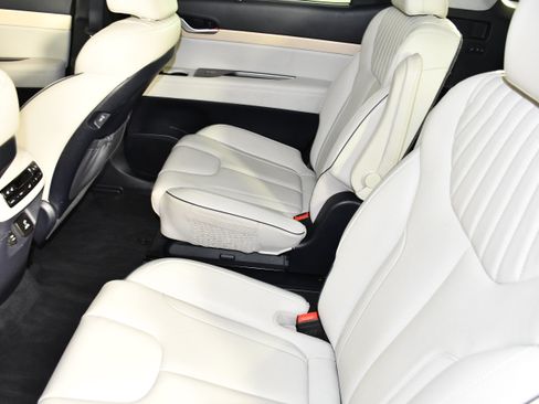 Used 2024 Hyundai Palisade Limited AWD/4WD image 49