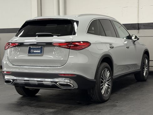 Certified 2025 Mercedes-Benz GLC 300 image 12