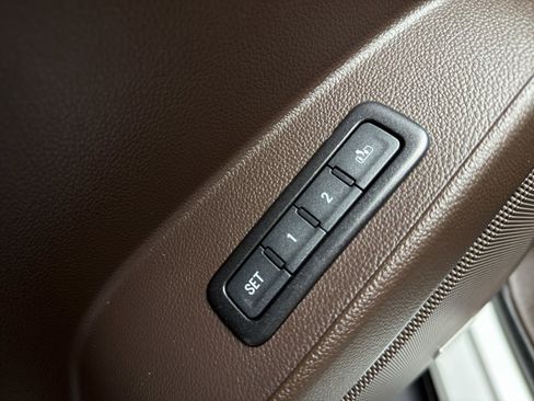 Used 2018 Chevrolet Tahoe Premier image 19