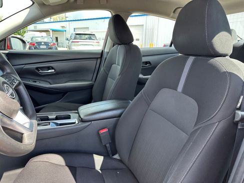 Used 2024 Nissan Sentra SV FWD image 23
