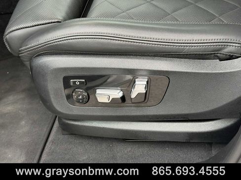 Used 2024 BMW X5 xDrive40i image 11