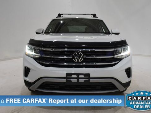 Used 2023 Volkswagen Atlas SE image 2