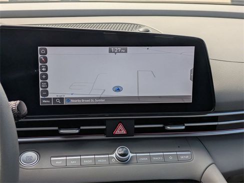 Used 2024 Hyundai Elantra SEL image 21