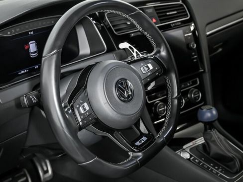 Used 2019 Volkswagen Golf 4-Door image 19