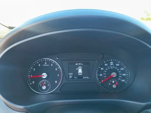 Used 2019 Kia Sorento L image 14