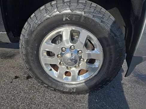 Used 2015 Chevrolet Silverado 2500 LTZ w/ Snow Plow Prep Package AWD/4WD image 9