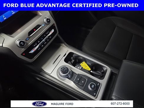 Certified 2022 Ford Explorer XLT image 31