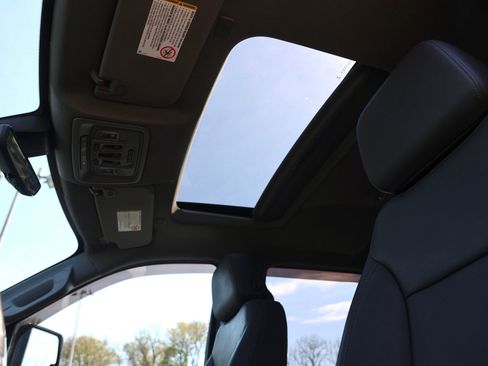 Used 2022 Chevrolet Silverado 2500 LTZ w/ LTZ Plus Package AWD/4WD image 28