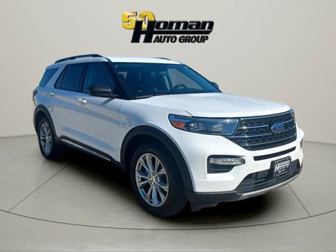 Used 2020 Ford Explorer 4WD XLT w/ Equipment Group 202A image 6