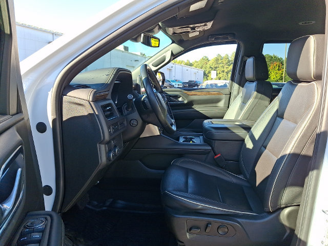 Used 2023 Chevrolet Suburban Premier RWD image 13