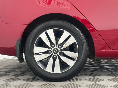 Used 2013 Kia Forte EX w/ Premium Pkg image 34