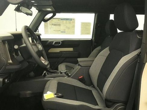 New 2026 Ford Bronco 2-Door AWD/4WD image 10