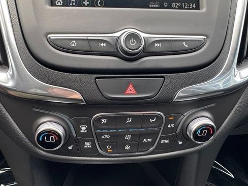 Used 2019 Chevrolet Equinox LT AWD/4WD image 18