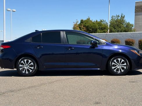 Used 2022 Toyota Corolla LE FWD image 6