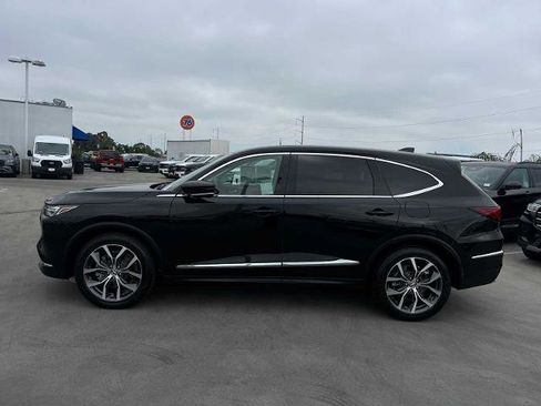 Used 2022 Acura MDX SH-AWD w/ Technology Package image 2