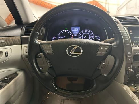 Used 2009 Lexus LS 460 image 16