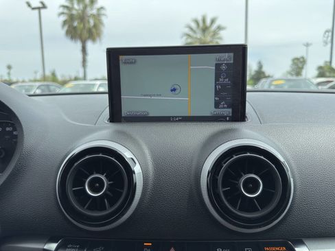 Used 2016 Audi A3 e-tron Premium w/ Audi MMI Navigation Plus image 19