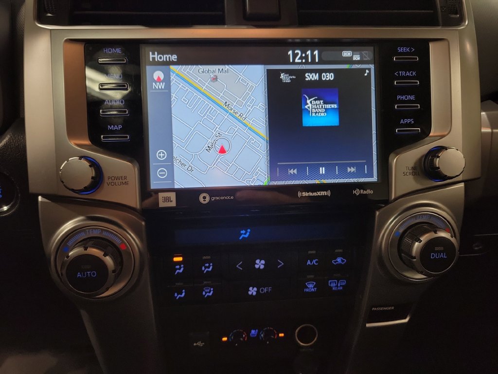 Used 2022 Toyota 4Runner Limited AWD/4WD image 20