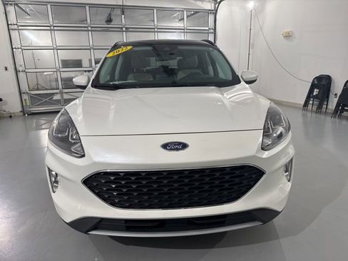 Used 2022 Ford Escape SEL w/ Technology Package FWD image 2