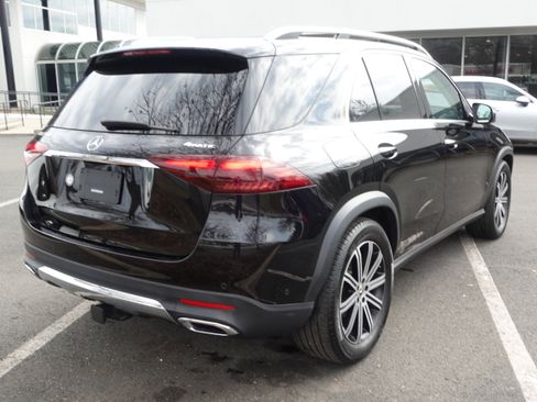Used 2024 Mercedes-Benz GLE 350 4MATIC image 4
