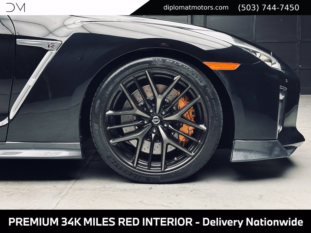 Used 2018 Nissan GT-R Premium w/ Premium Interior Package AWD/4WD image 42