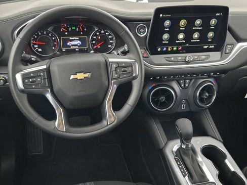 New 2026 Chevrolet Blazer LT w/ Midnight/Sport Edition FWD image 30