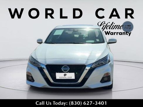 Used 2020 Nissan Altima 2.5 SV image 4