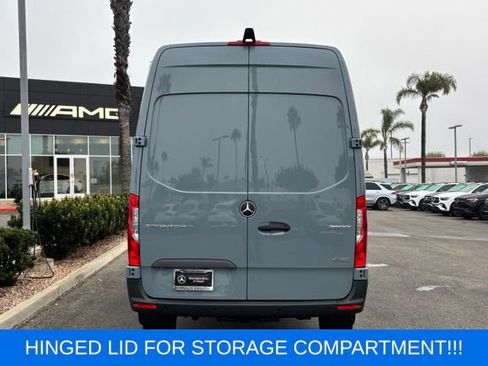 Used 2025 Mercedes-Benz Sprinter 2500 image 7