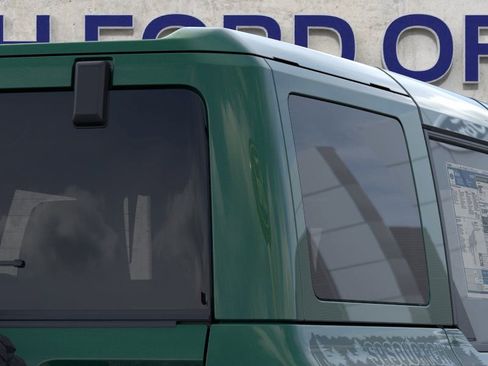 New 2025 Ford Bronco Badlands w/ Sasquatch Package image 28