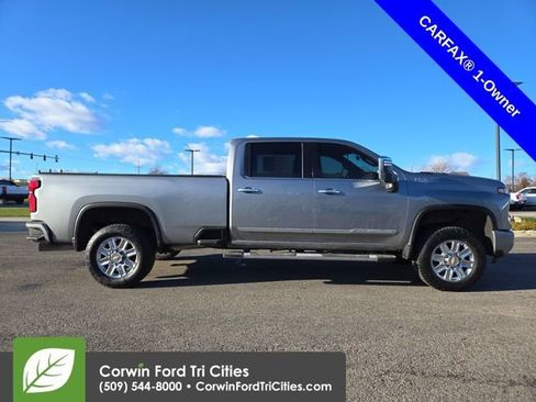 Used 2025 Chevrolet Silverado 3500 High Country w/ Technology Package image 12