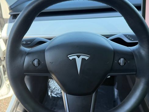 Used 2021 Tesla Model 3 Performance AWD/4WD image 17