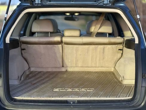 Used 2008 Subaru Outback 2.5i Limited L.L. Bean image 27