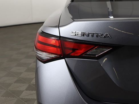 Used 2023 Nissan Sentra SV image 13