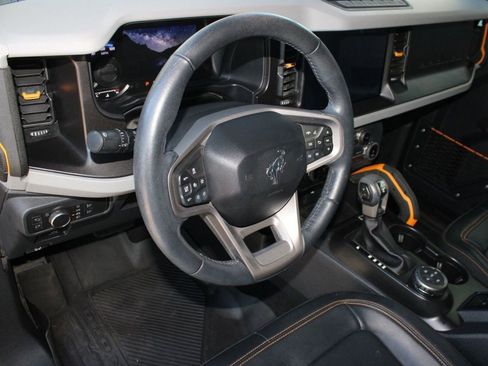 Used 2022 Ford Bronco Badlands image 4