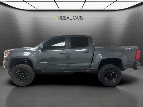 Used 2017 Chevrolet Colorado Z71 AWD/4WD image 2