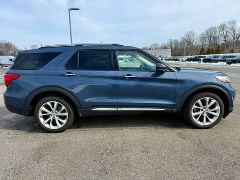 Used 2021 Ford Explorer Platinum w/ Equipment Group 601A image 8