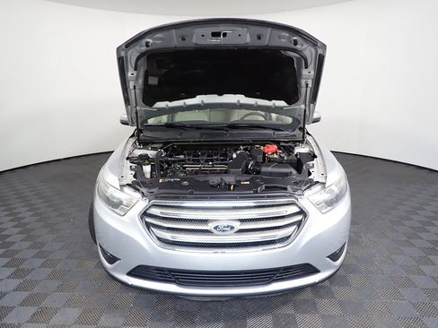 Used 2015 Ford Taurus SEL w/ Equipment Group 201A FWD image 39