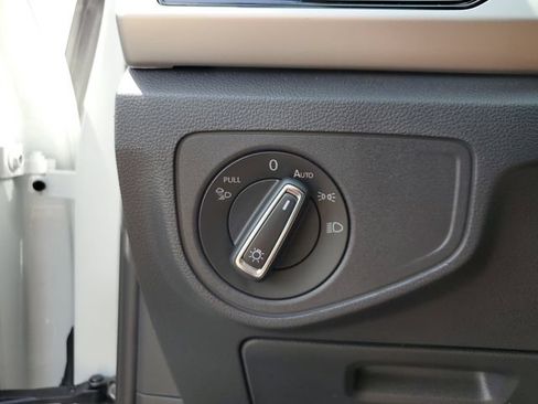 Used 2023 Volkswagen Atlas SEL R-Line AWD/4WD image 28