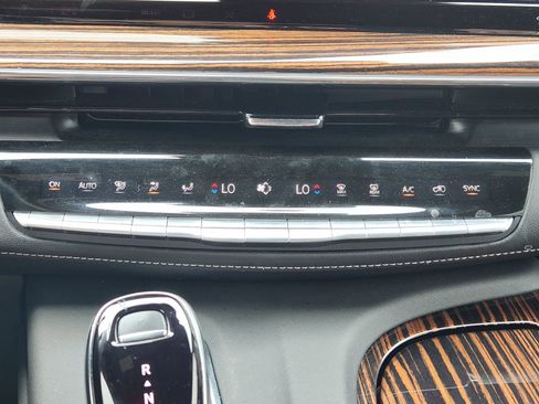 Used 2024 Cadillac Escalade Luxury w/ LPO, Floor Liner Package RWD image 31